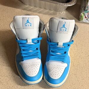 Jordan Kids Sneakers in Blue and White